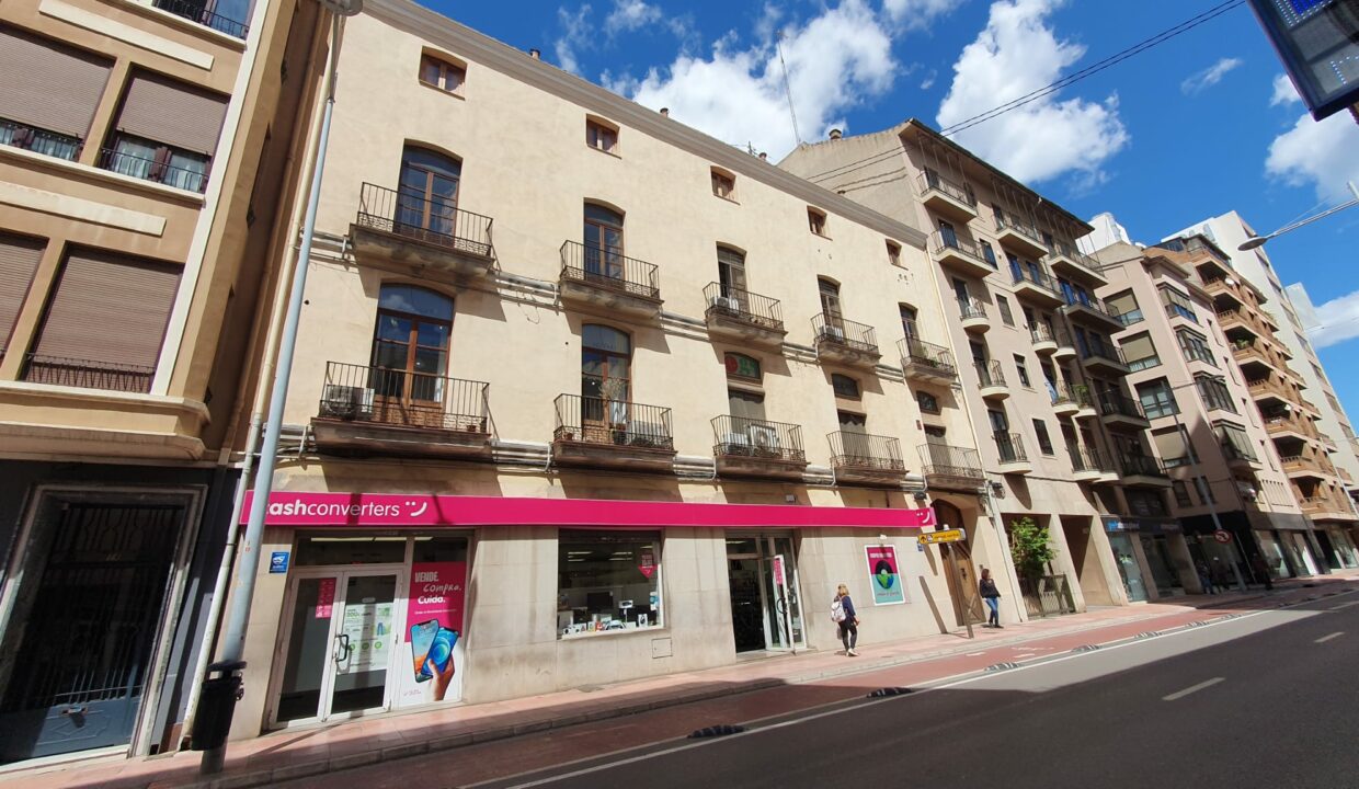FACHADA 2