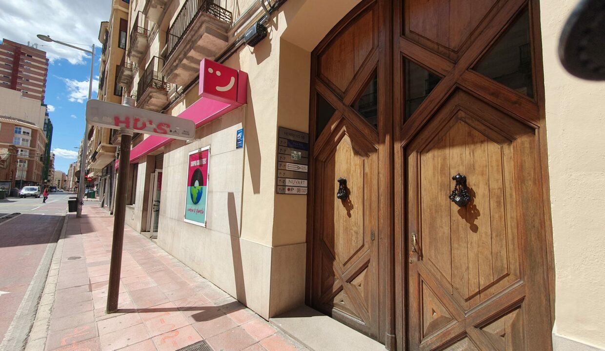 FACHADA 4