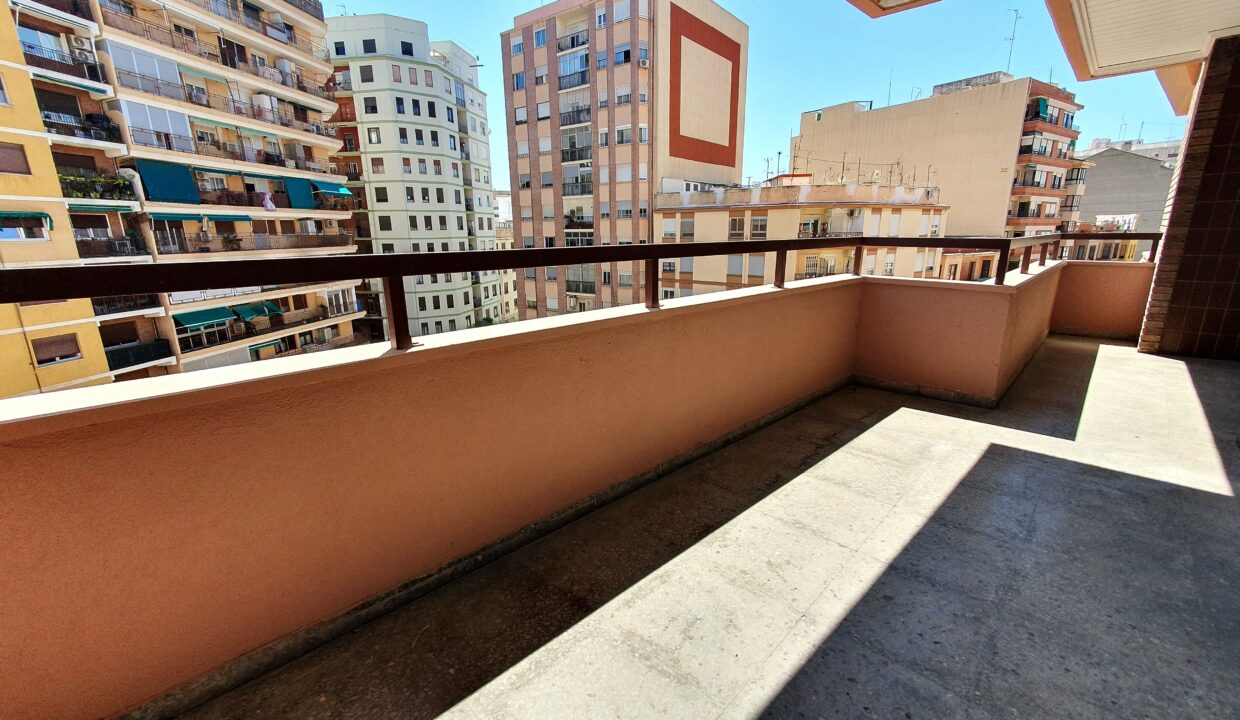 TERRAZA TODA