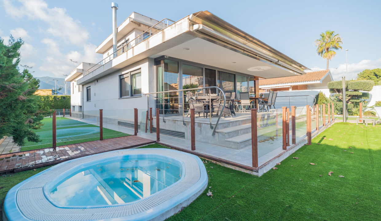 Villa Gran Avenida 216, f03