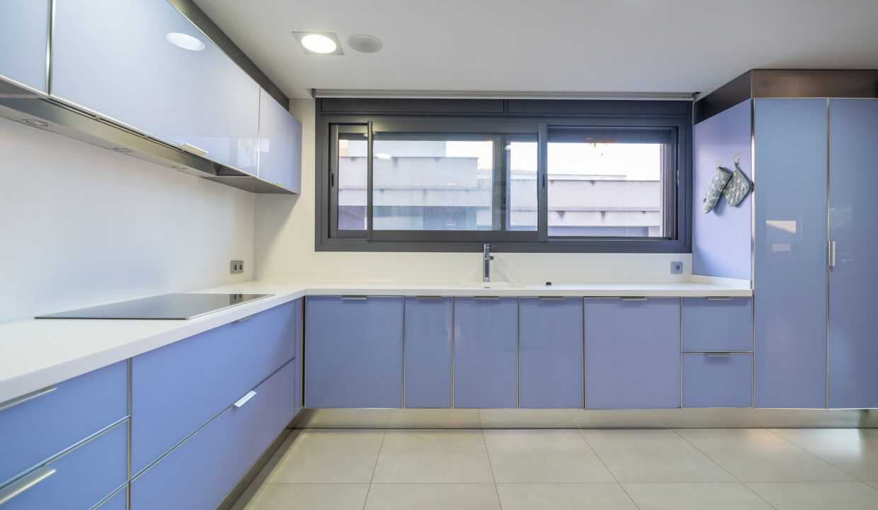 Villa Gran Avenida 216, f20