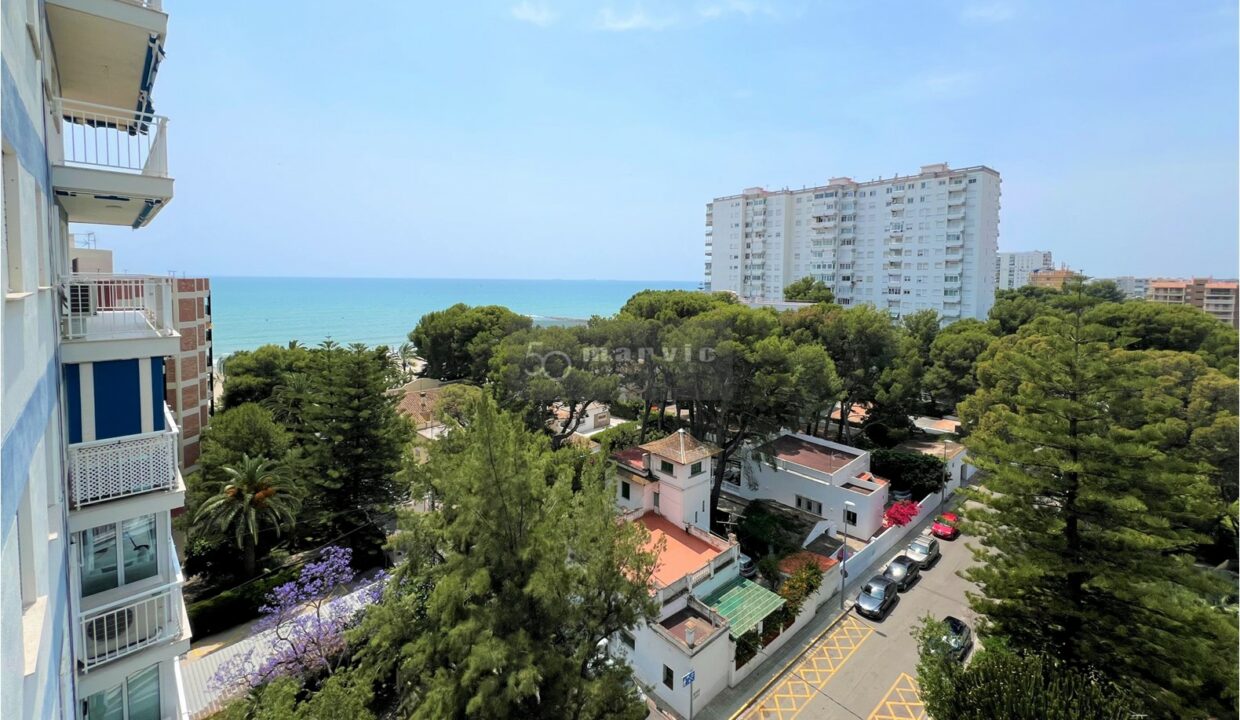 Skorpios 8º-C, f04b