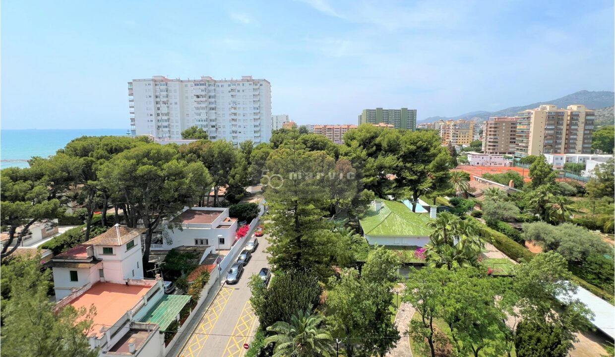 Skorpios 8º-C, f70