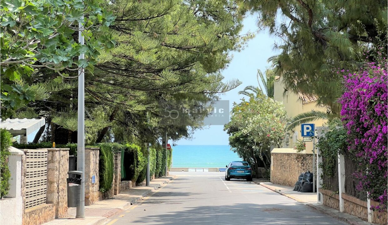 Skorpios 8º-C, f75