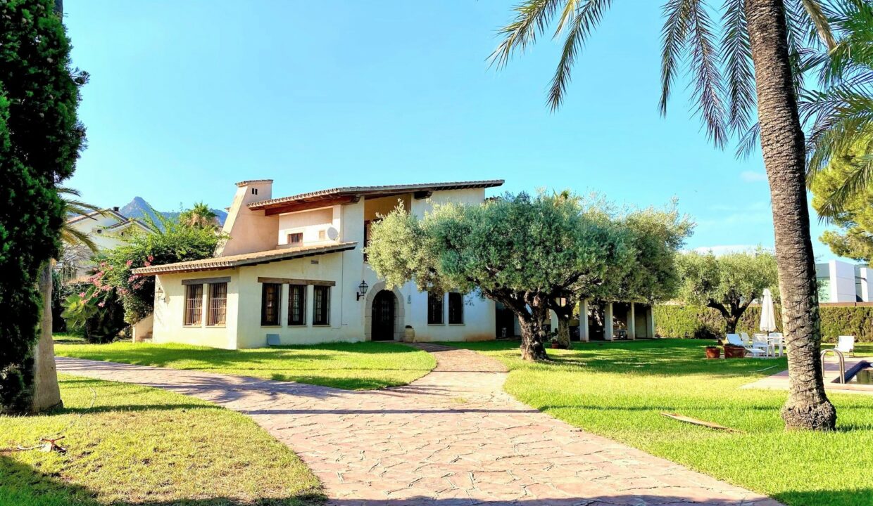 Villa Ordoñez, f01