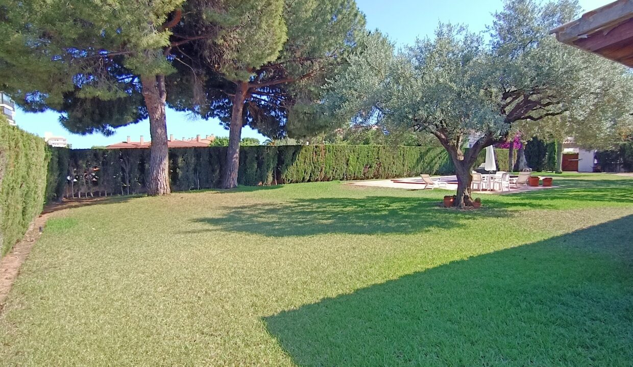 Villa Ordoñez, f11