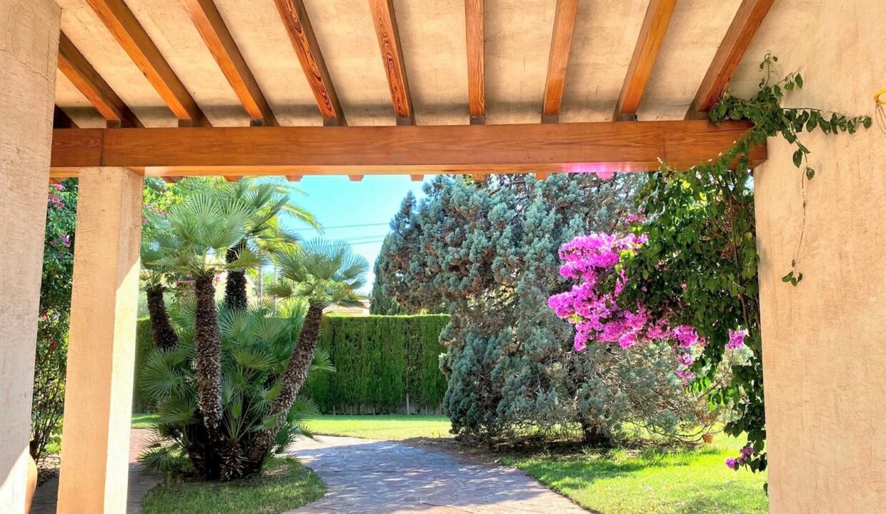 Villa Ordoñez, f14