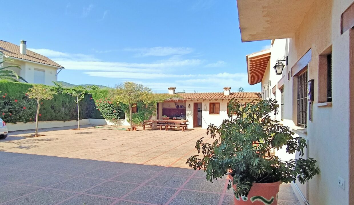 Villa Ordoñez, f33