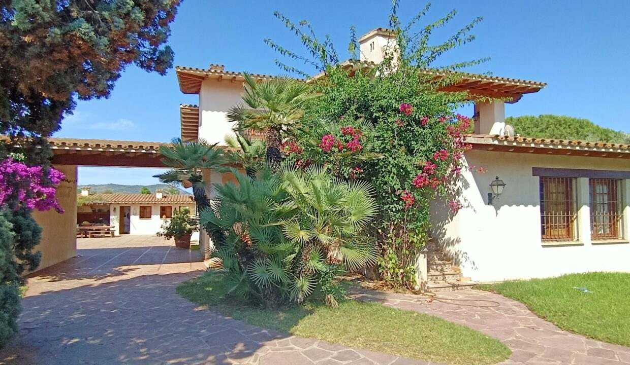 Villa Ordoñez, f40