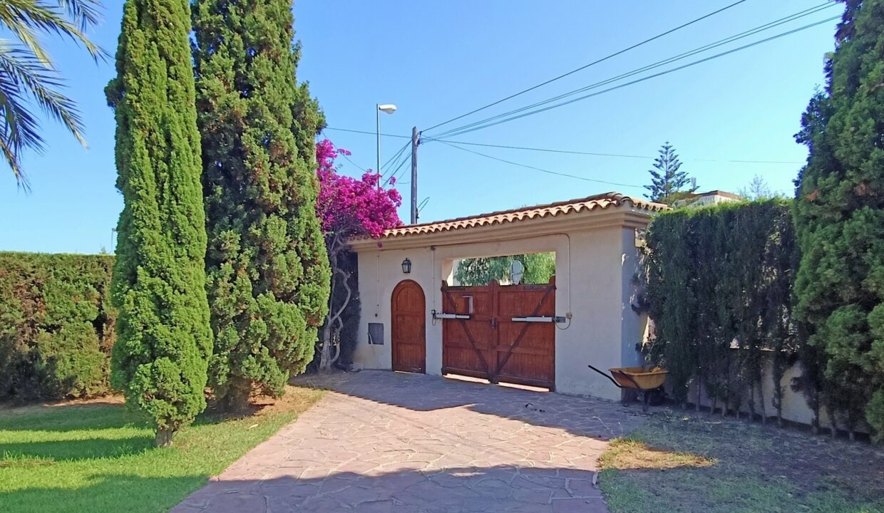 Villa Ordoñez, f49