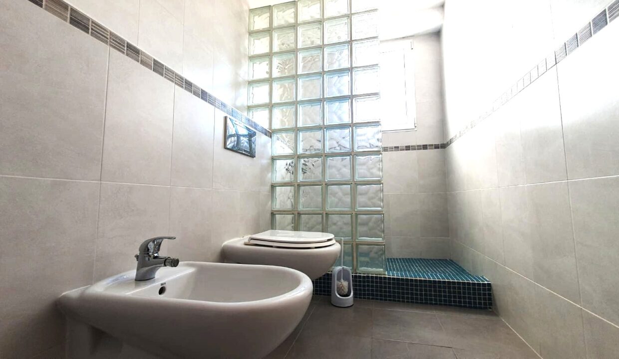 BAÑO 2