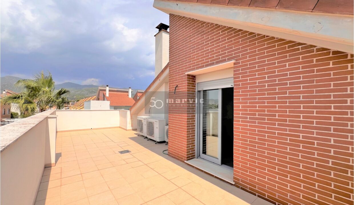 Riu Cervol 8, f63