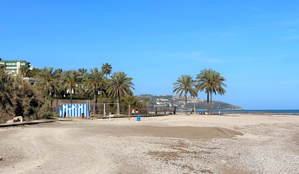 Playa Els Terrers, f67 red