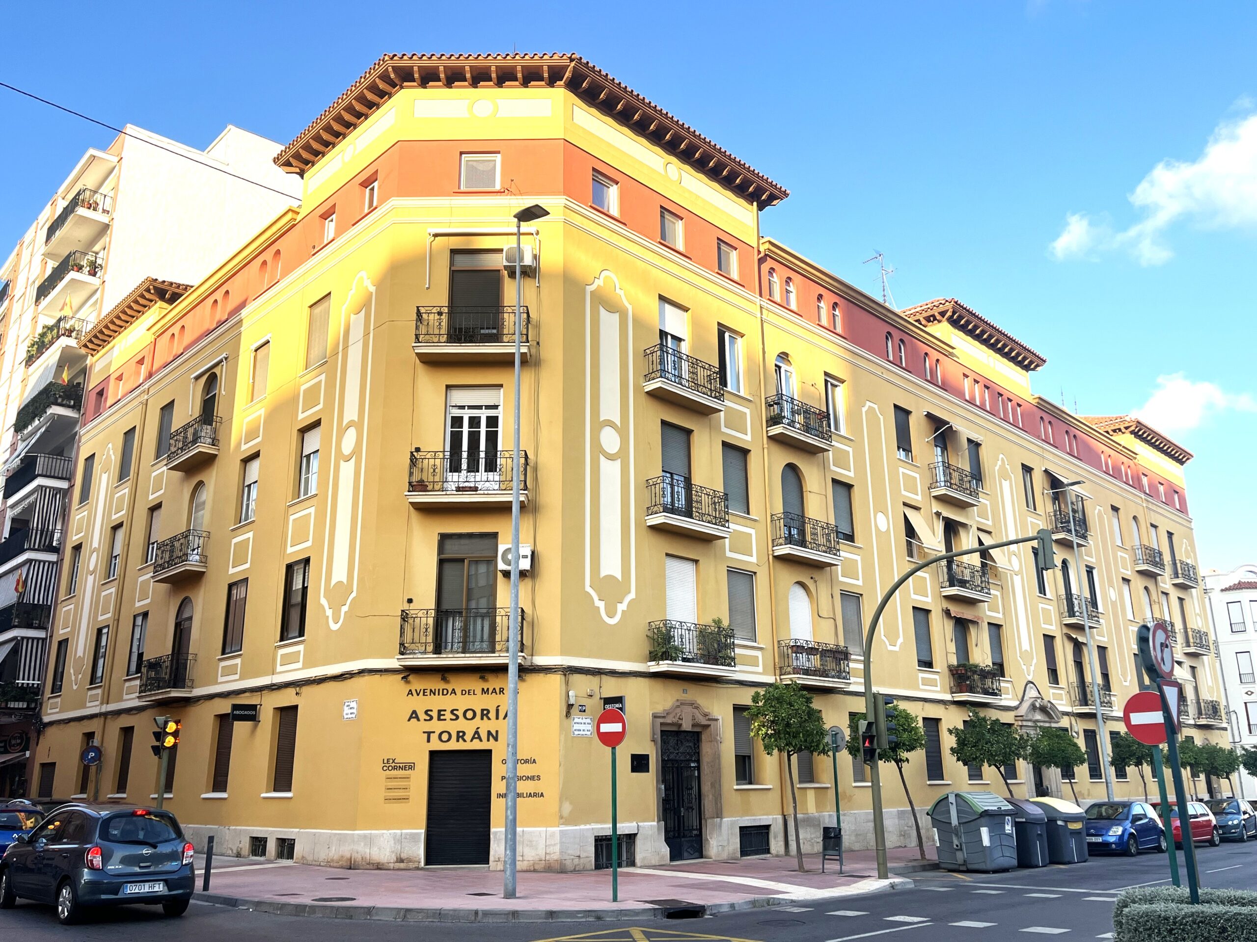 Se vende piso en la Avenida Del Mar-zona Conselleria de Sanidad.